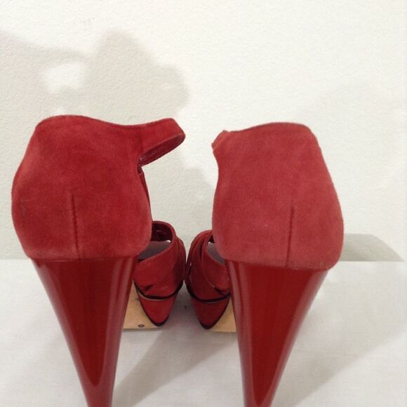 Aldo Red Suede Chunky Heel Platform Strappy Ankle Closure Sandal Size 37 - Picture 4 of 8